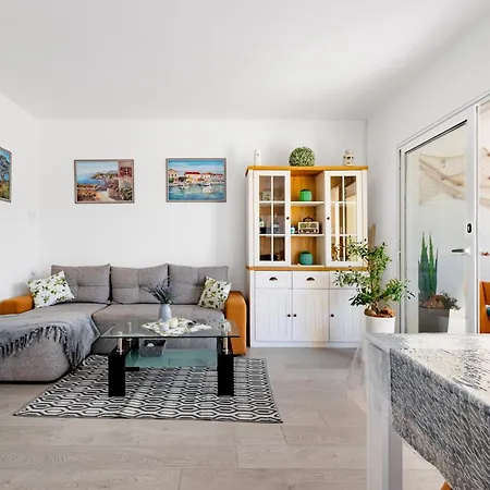 Apartment Bacek *