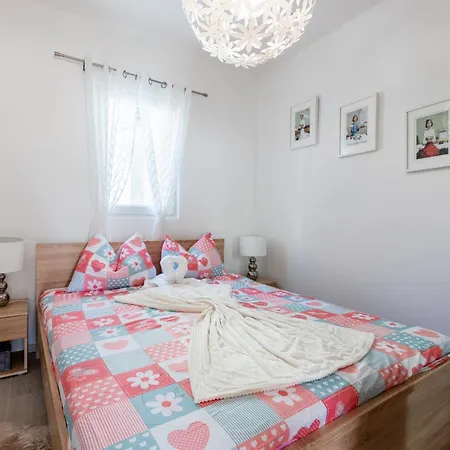 Bacek Apartment